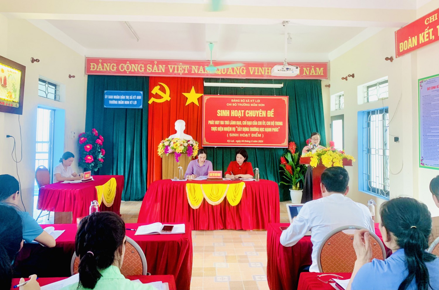 TRƯỜNG MÒM NON KỲ LỢI SINH HOẠT CHUYÊN ĐỀ VAI TRÒ LÃNH ĐẠO, CHỈ ĐẠO CỦA CHI BỘ TRONG THỰC HIỆN NHIỆM VỤ “XÂY DỰNG TRƯỜNG HỌC HẠNH PHÚC”