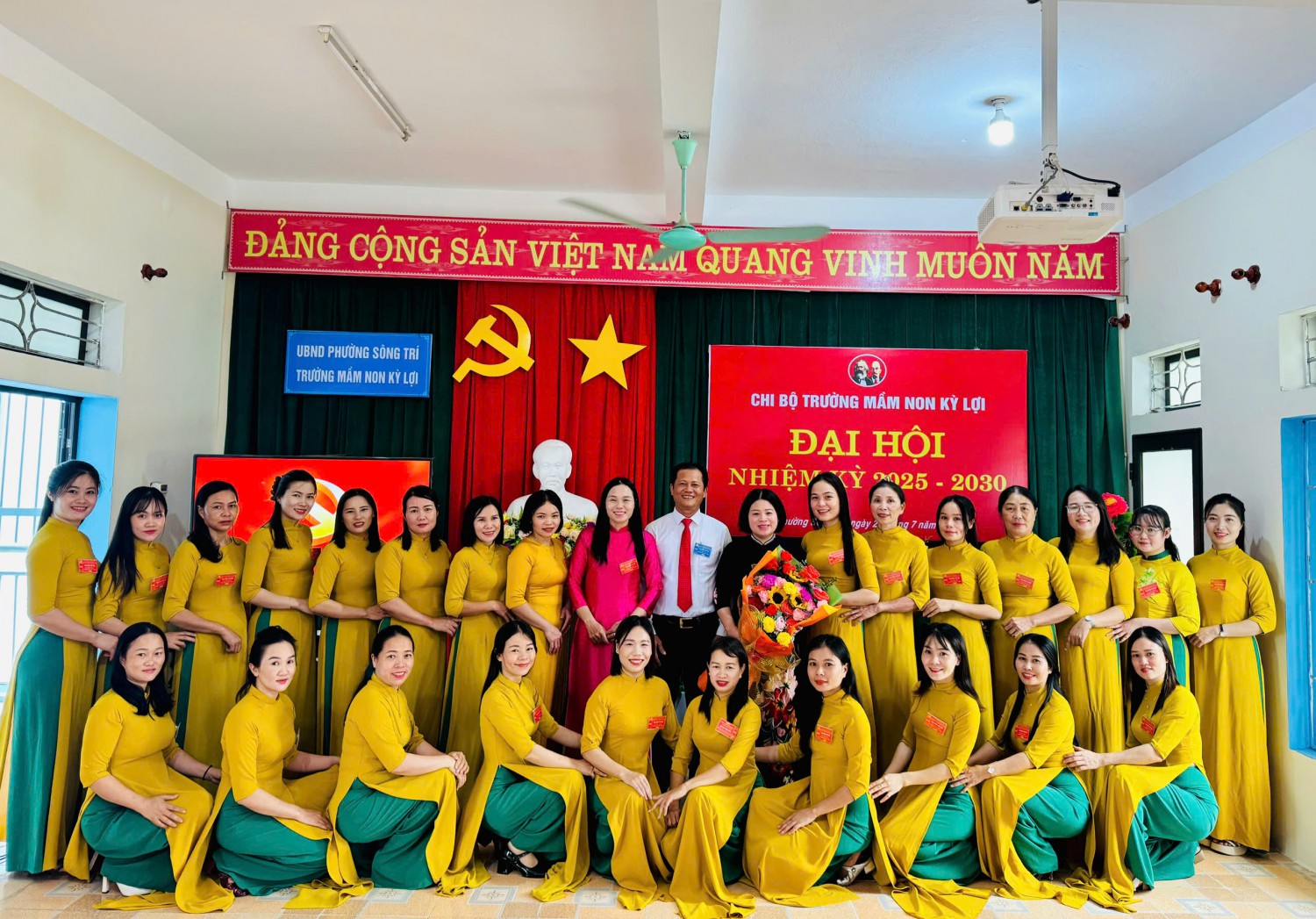 CHI BỘ TRƯỜNG MẦM NON KỲ LỢI TỔ CHỨC THÀNH CÔNG ĐẠI HỘI CHI BỘ LẦN THỨ NHẤT, NHIỆM KỲ 2025 - 2030
