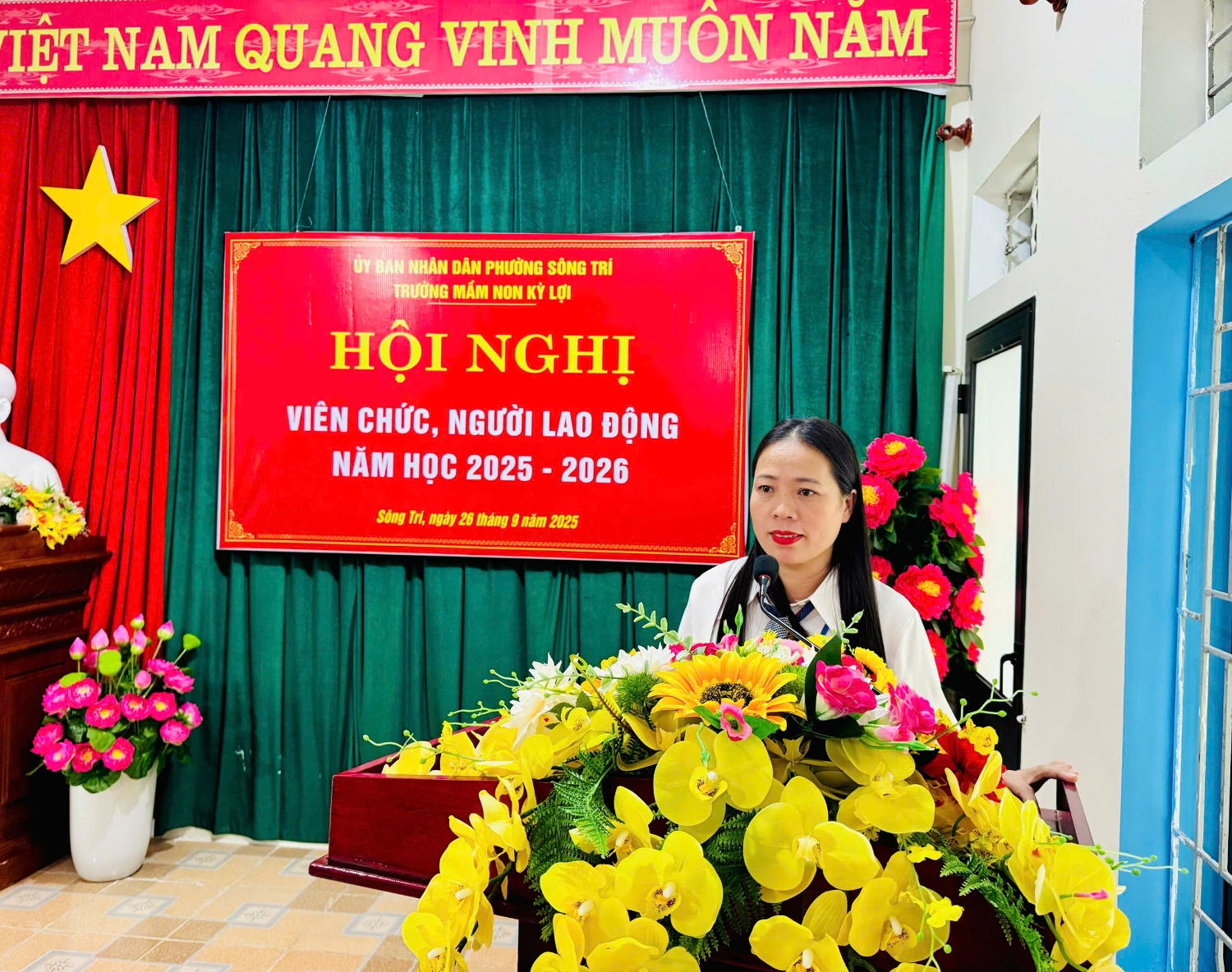 ảnh hội nghị 007
