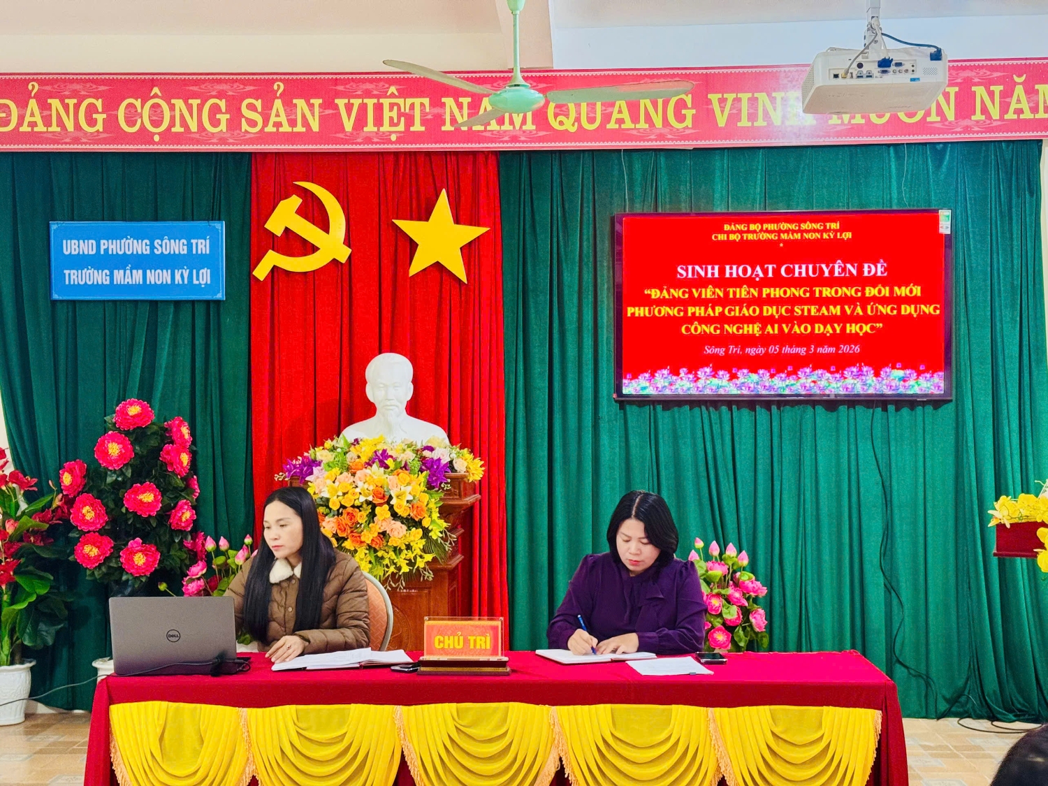 CHI BỘ TRƯỜNG MẦM NON KỲ LỢI TỔ CHỨC SINH HOẠT CHUYÊN ĐỀ