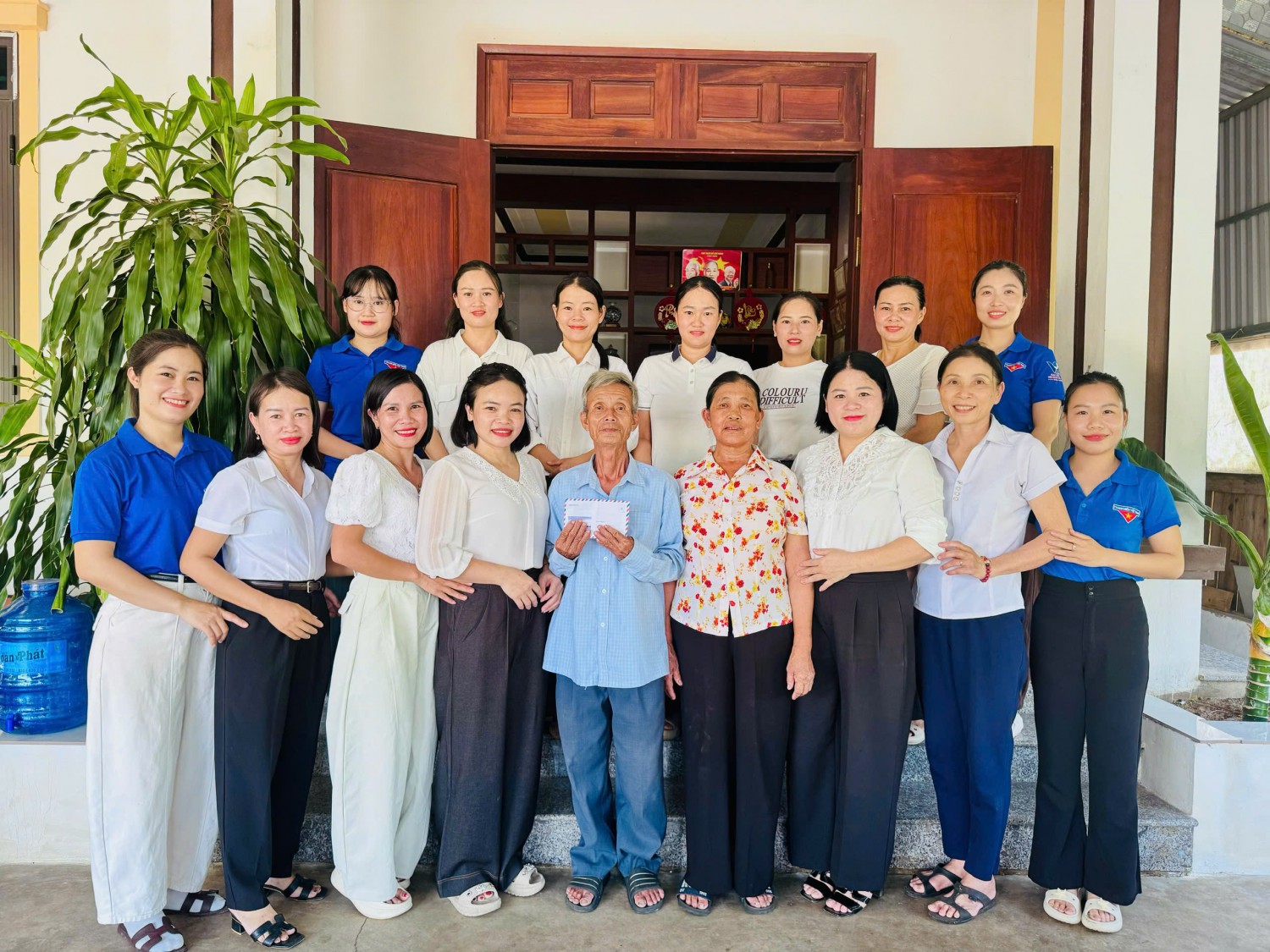 TRƯỜNG MẦM NON KỲ LỢI TỔ CHỨC THĂM HỎI, TRAO QUÀ TRI ÂN NGƯỜI CÓ CÔNG VỚI CÁCH MẠNG NHÂN KỶ NIỆM 79 NĂM NGÀY THƯƠNG BINH – LIỆT SĨ (27/7/1947 – 27/7/2026)